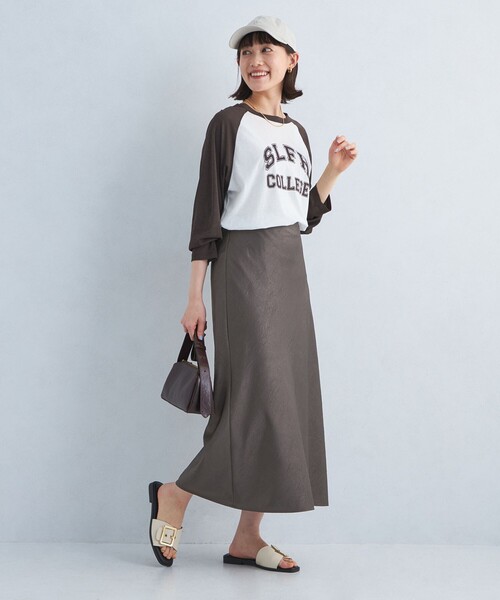 新品　ラウンジドレス　サテンナロースカート　カーキ サテンナロースカート | LOUNGEDRESS(ラウンジドレス)レディース