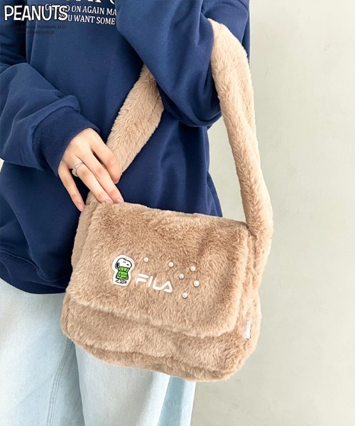 FILA（フィラ） ショルダーバッグ バッグ ミニ /PEANUTSコラボ