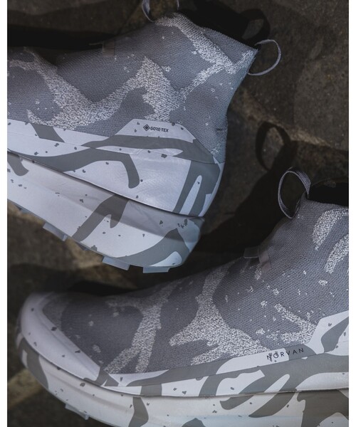 スニーカー 「EXCLUSIVE」ARC’TERYX / NORVAN 4 NIVALIS MEN DK SOLITUDE メンズの画像