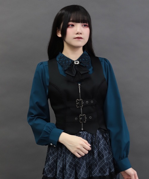 NIBBLE POISON（ニブルポイズン） ベスト ジレ ベルトデザインビスチェ
