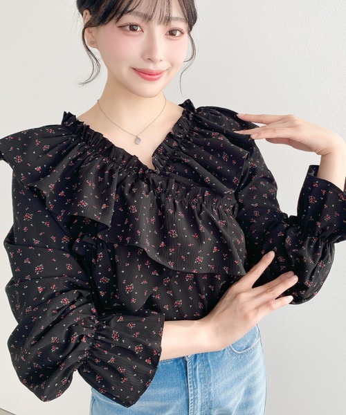 本日お値下げ中‼︎ 【フラメンコブラウス】フリル付き花柄トップス moment+ ブラウス シャツ オフショルフリル長袖花柄ブラウス