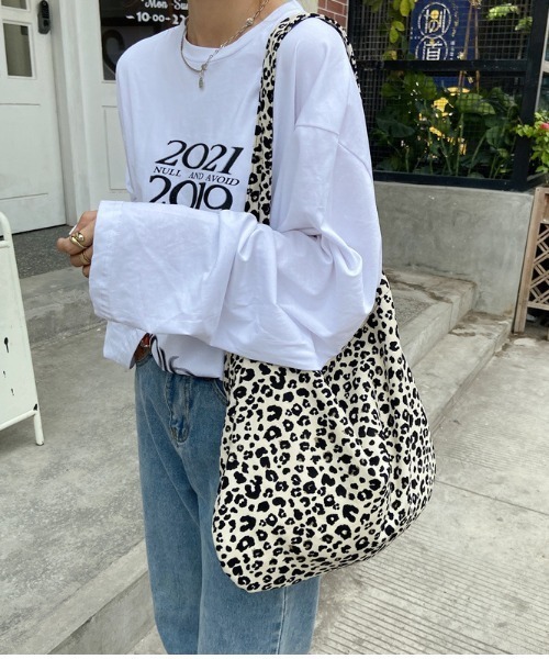初期A・BATHING APE ヒョウ柄モチーフトートバッグ 初期A・BATHING APE ヒョウ柄モチーフトートバッグ