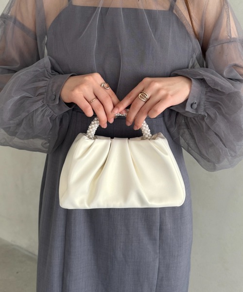 【超豪華】存在感放つパールバッグ 5/下旬頃発送予定！パールトリム ヌビ バッグ ラージ HUIT 全5色