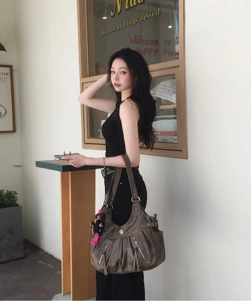 【ILLIGO】人気/送料税込 ★Amber buckle shoulder bag★ 4COLOR ILLIGO ショルダーバッグ バッグ 「ILLIGO」アンバー バックル