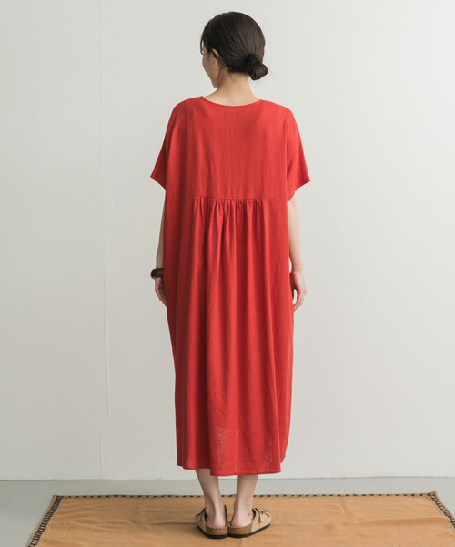 リネンレーヨンVネック切替ギャザーワンピース　完売品　ロングワンピ 今季 URBAN RESEARCH DOORS ワンピース リネンレーヨンVネック切替