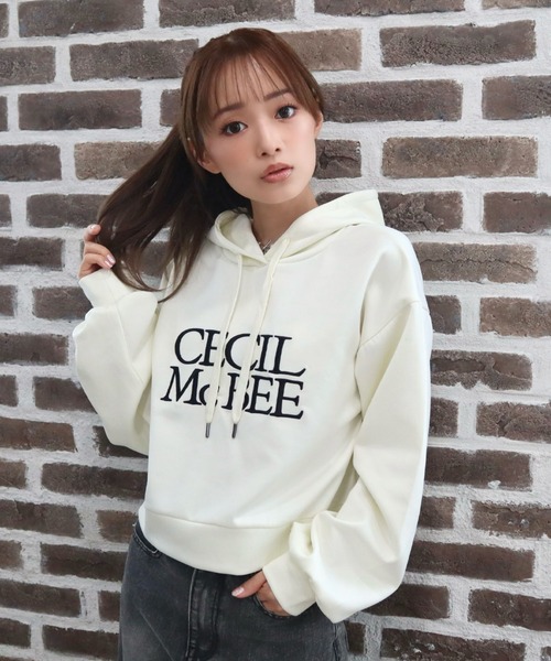 CECIL McBEE（セシルマクビー） パーカー 刺繍ロゴパーカー レディース
