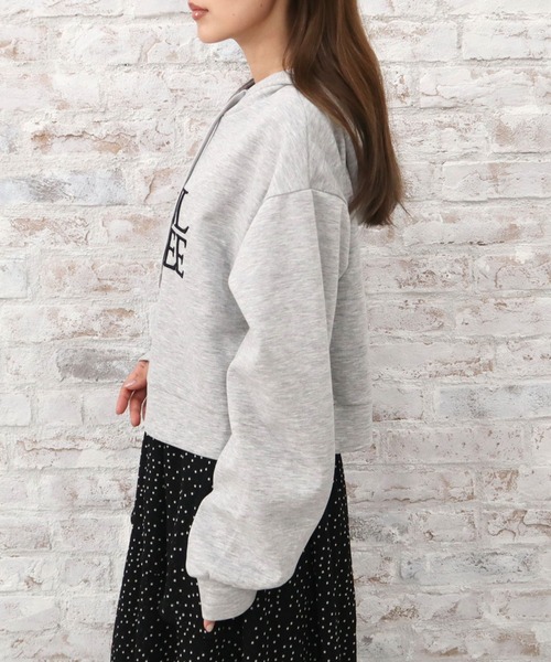 CECIL McBEE（セシルマクビー） パーカー 刺繍ロゴパーカー レディース