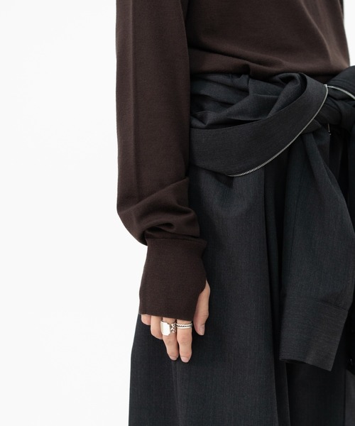 LAPIIS タートルネックセーター　極美品 LAPIIS セーター ニット MERINO WOOL THUMBHOLE TURTLENECK KNIT
