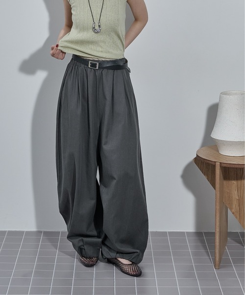 ワイドパンツ パンツ バルーンヘムイージーワイドバレルパンツ レディースの画像