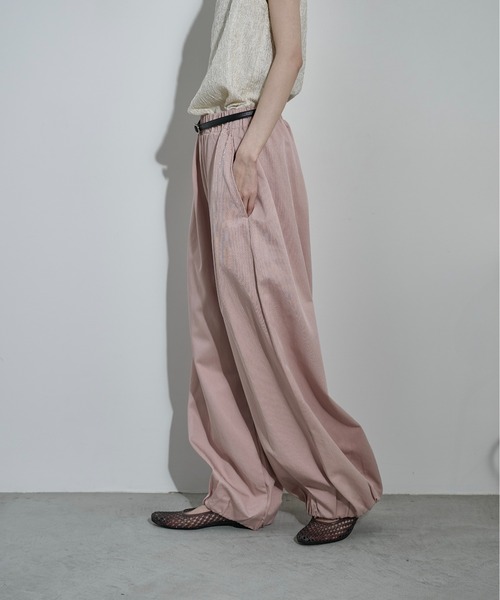 ワイドパンツ パンツ バルーンヘムイージーワイドバレルパンツ レディースの画像