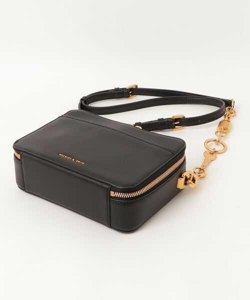 CHARLES ＆ KEITH（チャールズ&キース） 「CHARLES & KEITH