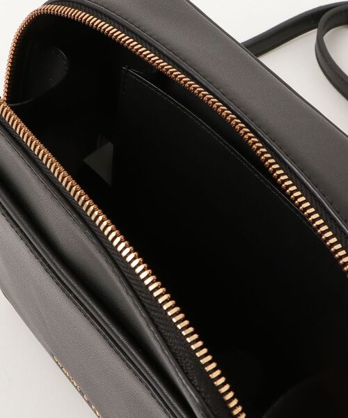 CHARLES ＆ KEITH（チャールズ&キース） 「CHARLES & KEITH