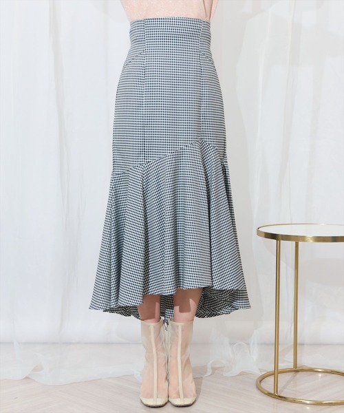 Weakened. 新品未使用サテンアシメヘムスカート ecru / moss】Asymmetry Hem Satin Skirt