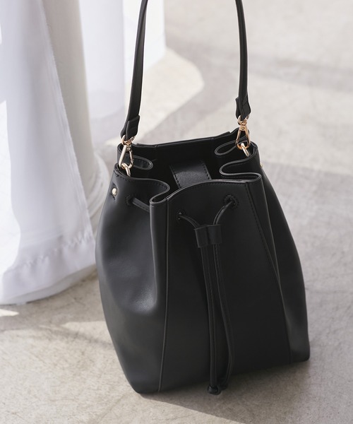 ロペ　ROPE ビッグタッセル　ショルダーバッグ 新品 ROPE ロペ キルティング ショルダーバッグ ポシェット