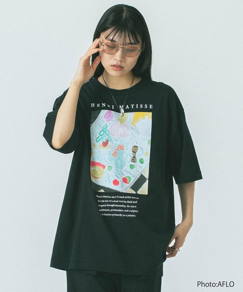 ROSE BUD (CREOLME)アートグラフィックTシャツ ROSE BUD（ローズバッド）の「(CREOLME)グラフィックアートT