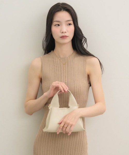 鑑定済LLOEWE ベージュ ショルダーバッグ 鑑+定-済LLOEWE ショルダーバッグ ベージュ18cm - メルカリ