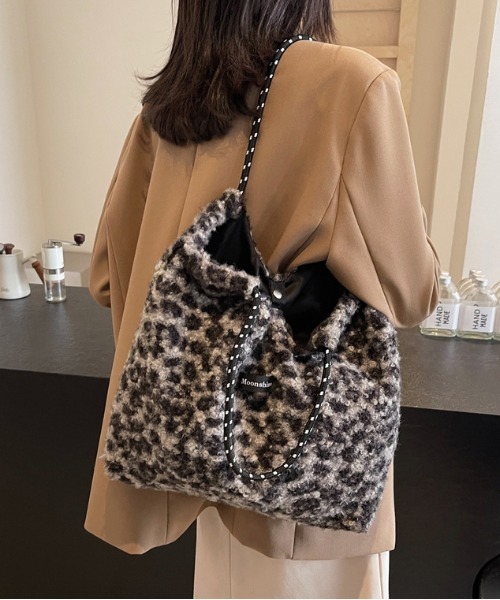 FREE STYLISTS ショルダーバッグ バッグ Y2K レオパードボアファーエコ