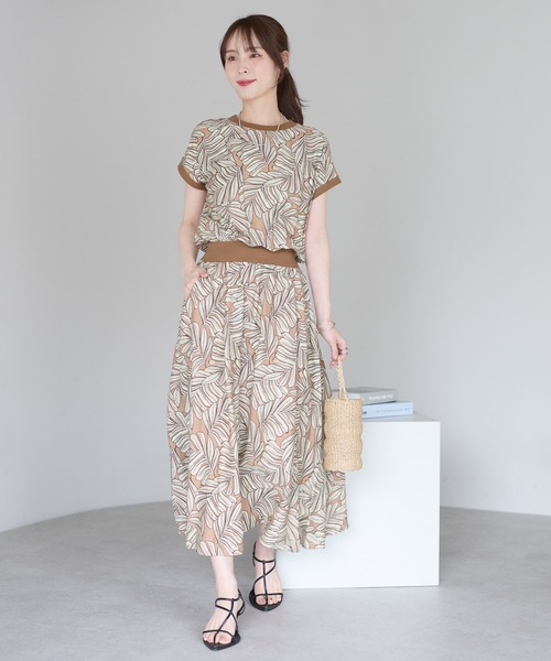 EPOCA リーフ柄 フレアスリーブ ワンピース イエロー美品。40 PREFERIR（プレフェリール） ワンピース 半袖 細見えウエストゴム