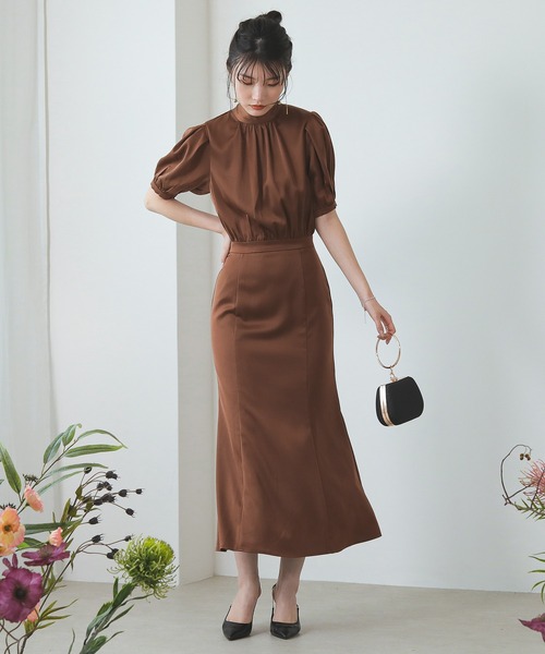 Kana ドレス シンプル フレア ハイネック バックリボン マーメイド