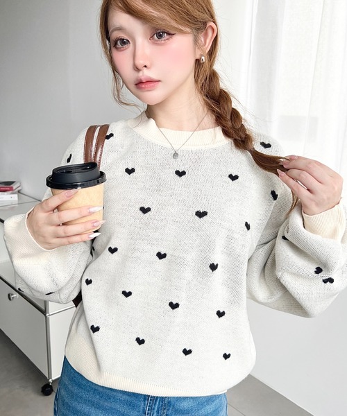 S ☆新品　ピン　三色旗柄ジャガード ニットフーディプルオーバー　レディース　赤 moment+ ニット セーター 「累計販売枚数1万枚突破！」クルーネック