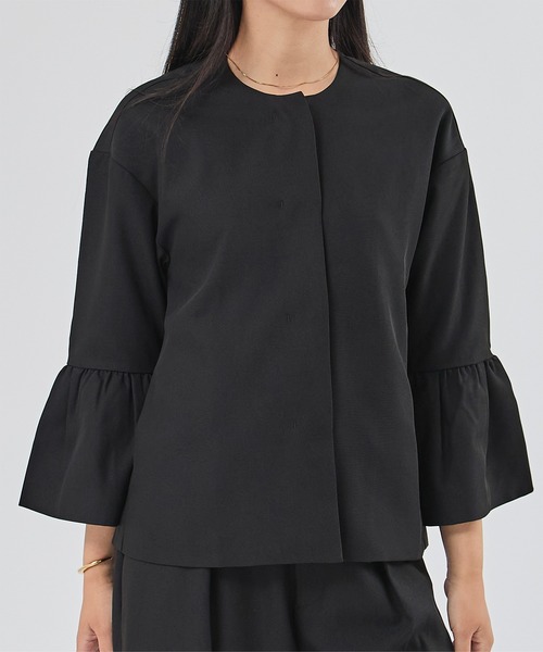 ELISABETTA FRANCHI ノーカラージャケット 38 フレアスリーブ ur's（ユアーズ） ジャケット ノーカラージャケット ギャザーフレア