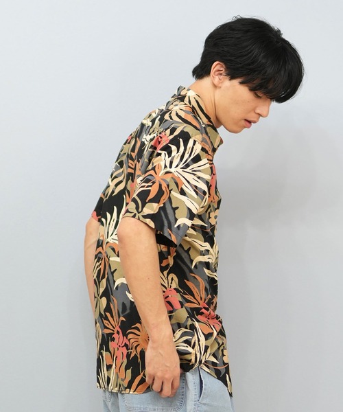 Quiksilver シャツ QUIKSILVER/クイックシルバー 半袖シャツ 総 Quiksilver シャツ QUIKSILVER/クイックシルバー 半袖シャツ 総