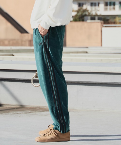 adidas トレフォイルロゴ　グリーンジャージパンツ adidas originalsアディダスオリジナルス トラックパンツ/ジャージ
