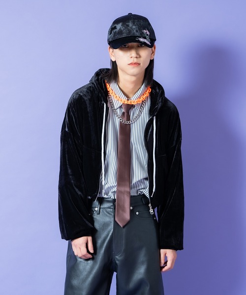 パーカー a.p.o.v. クラッシュソフトベロアオーバーサイズクロップド