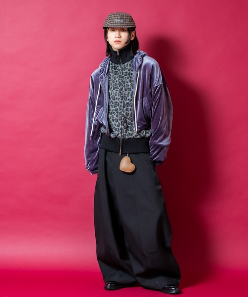 パーカー a.p.o.v. クラッシュソフトベロアオーバーサイズクロップド