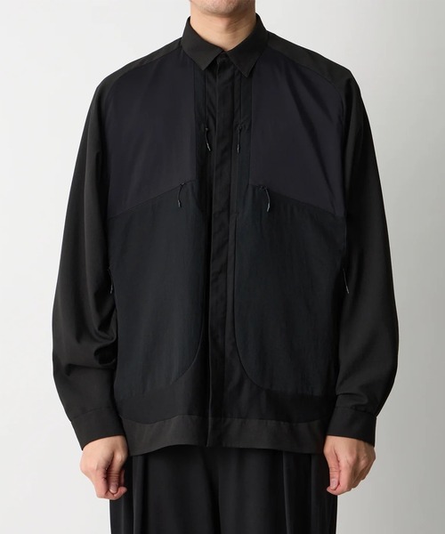 シャツ 「White Mountaineering/ホワイトマウンテニアリング」MULTI POCKET SHIRT メンズの画像