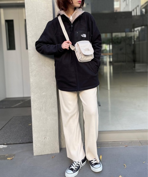 THE NORTH FACE ショルダーバッグ　レディースメンズ　シンプル、ミニ THE NORTH FACE ショルダーバッグ バッグ 「THE FACE」FLAP