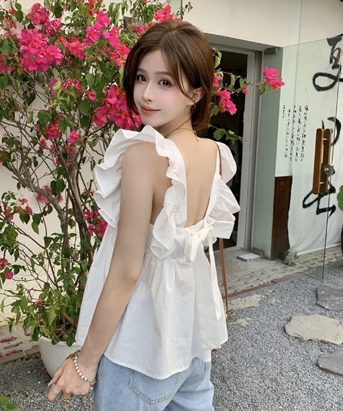 Achic tシャツ スクエアネックフリルノースリーブトップス