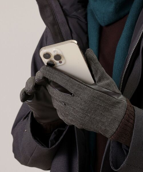 新品未使用TAKEO KIKUCHI タッチパネルス対応羊革 手袋グローブ　黒 TAKEO KIKUCHI 手袋 「スマホ対応/ライニング付」オールレザー