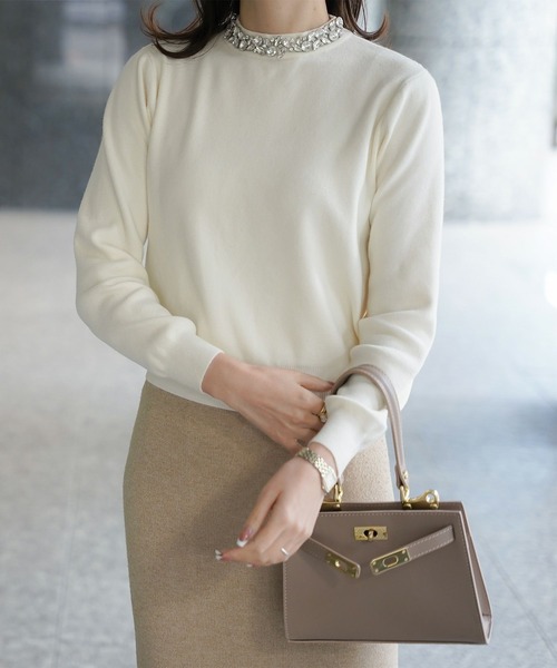 ニット セーター ビジューネック ニット プルオーバー HUIT レディース ビジューネック ニット プルオーバー HUIT（ニット/セーター