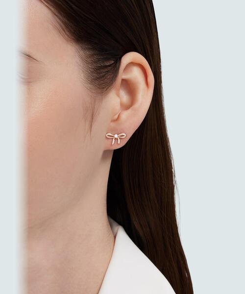 agnes b.★上品\"Wrapped in Love\" リボン ロゴ ピアス □agnes b.□レディース Wrapped in Loveリボンピアス/送料込