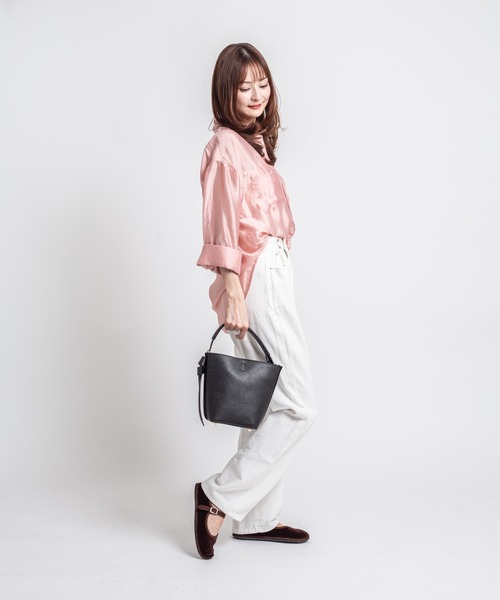 AULENTTI（オウレンティ） ショルダーバッグ バッグ 「AULENTTI