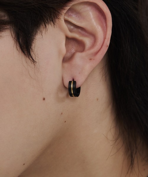 WYZ ピアス 「 金属アレルギー対応 」ゴールドライン フープピアス