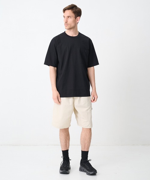 WHITE MOUNTAINEERING（ホワイトマウンテニアリング） tシャツ 「White