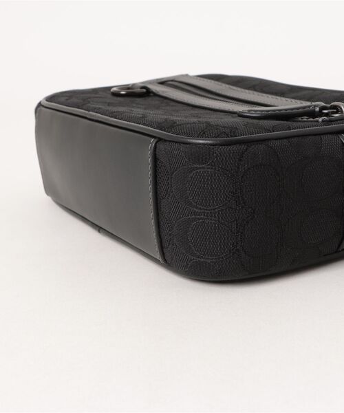 【COACH】テオ カメラ バッグ・シグネチャー ジャカード COACH｜【公式】テオ カメラ バッグ・シグネチャー ジャカード