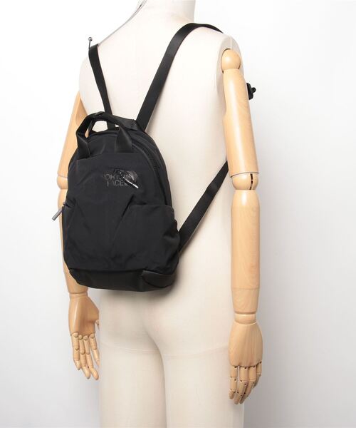 【美品】THE NORTH FACE ブラックリュック　女性の禁煙者が使用 美品】THE NORTH FACE ブラックリュック 女性の禁煙者が使用 美品】THE