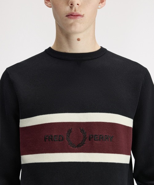 FRED PERRY（フレッドペリー） セーター ニット Embroidered Panel
