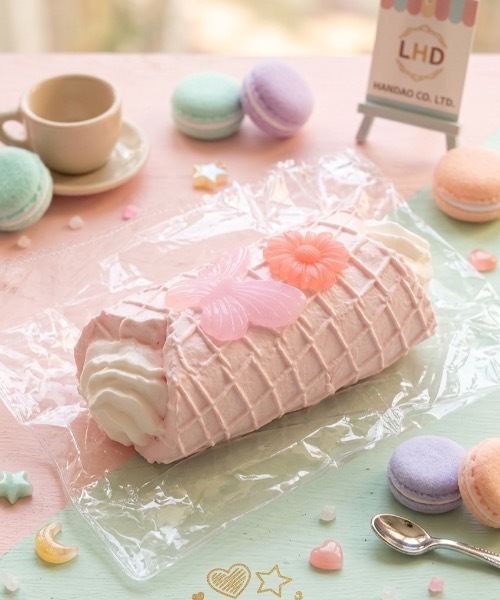 FLANEEK. おもちゃ ロールケーキスクイーズ : ZOZOTOWN Yahoo!店