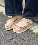 厚底 ugg サンダル 夏 UGG/アグ W ...の詳細画像3