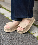 厚底 ugg サンダル 夏 UGG/アグ W ...の詳細画像4