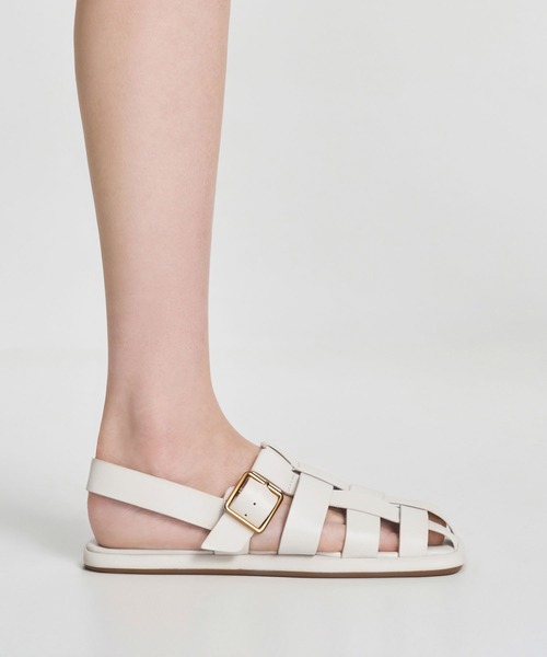 CHARLES ＆ KEITH サンダル メタリックバックルケージド