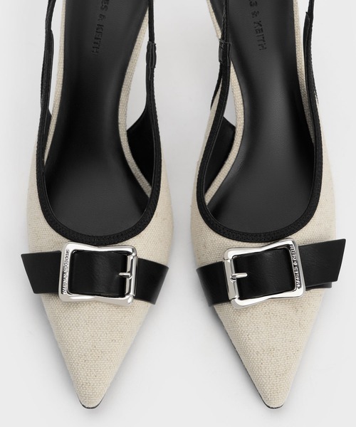 ほぼ未使用CHARLES & KEITHのパンプス CHARLES ＆ KEITH（チャールズ&キース） パンプス バックル ポイン