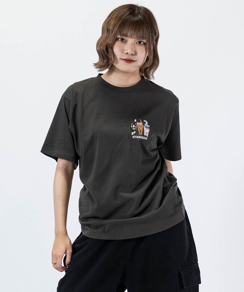 JOHN'S CLOSET tシャツ 「t」「神保町にゃんこ堂」ワンポイント