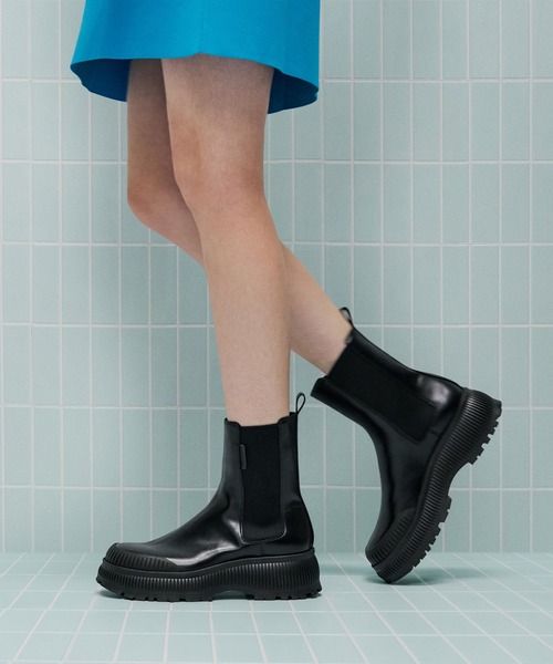 CHARLES ＆ KEITH（チャールズ&キース） ブーツ Darra ダラ リジッド