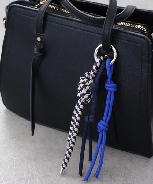 Three Four Time（スリーフォータイム） キーホルダー ダブルパラ