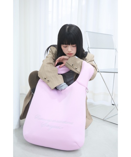 smyeon ソフトタッチ刺繍ショルダーバッグ Smyeon ショルダーバッグ バッグ Soft embroidery shoulder bag/ソフト